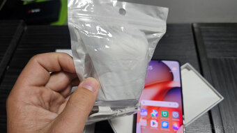 Xiaomi 13T tmavý 256GB + slúchadlá - 6