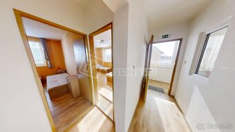 Penzión na námestí s vlastným barom a nenahraditeľným výhľad - 6