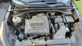 HYUNDAI TUCSON 2.0CRDI 100KW 4x4 - 6