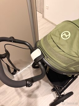 Cybex Avi Spin - 6
