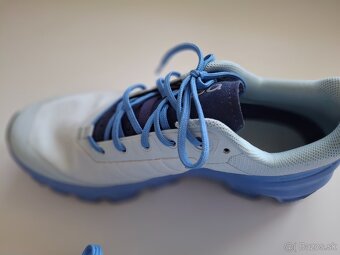 Damske bežecké On Cloudventure - 6