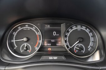 Škoda Fabia Combi 1.0 TSI plná výbava - 6
