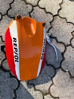 Honda cbr 1000rr fireblade - 6