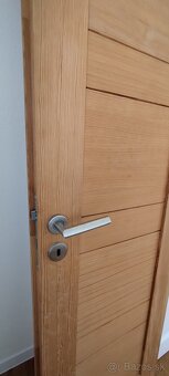 Predám drevené smrekové dvere 60 aj 80cm - 6