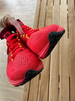 Nike Zoom Flyknit Red Running/ Training Shoes - 6