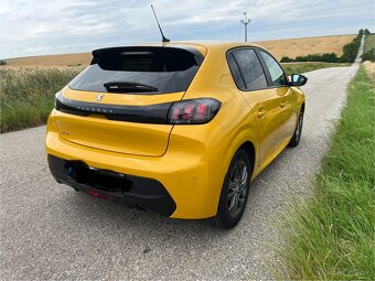 Peugeot 208 - 6