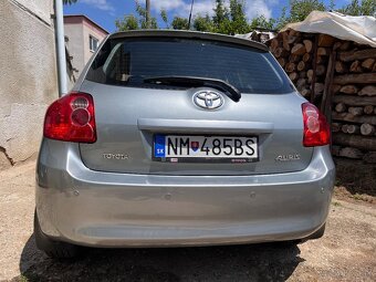 Toyota Auris 1.33 benzín r.v. 2009 - 6