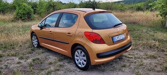 Peugeot 207 1.4 16V, 70 kW, Trendy, r. 2009 – zachovalý stav - 6