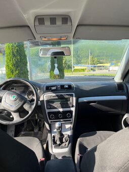 Škoda Octavia 1.6 mpi - 6