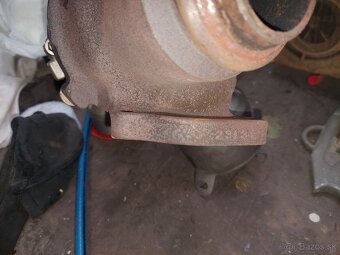 Turbo peugeot 5008 120kW 2.0l. 2014 - 6