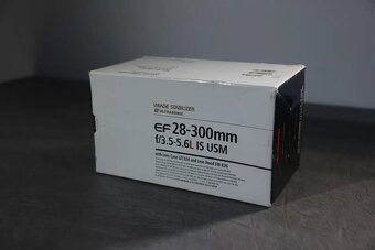 Canon EF 28-300mm f/3.5-5.6L IS USM - 6