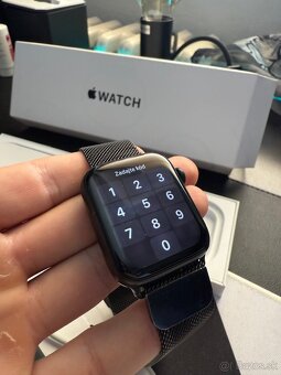 Apple Watch SE 2023 44mm, zdravie batérie 99% - 6