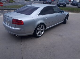 AUDI S8 - 6