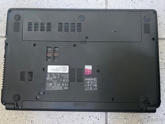 Acer Aspire / Celeron 2955U / 4GB RAM / 120GB SSD / 15.6" - 6