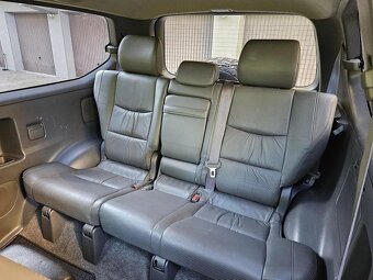 Toyota Land Cruiser - 6