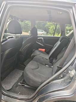 TOYOTA RAV4 2.2 D4-D 4x4 - 6