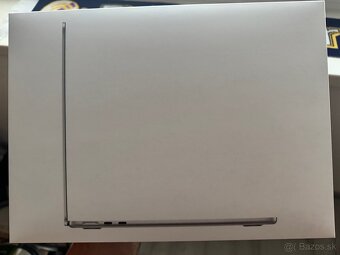 Predám MacBook Air M3 v Záruke do 2028 - 6