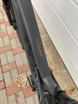 Karbónový Trek Rail 9.8 XT Project One - 6