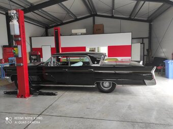 Dvojstlpový zdvihák BOR 4,2Ton a 5TON ramena 3dielne automat - 6
