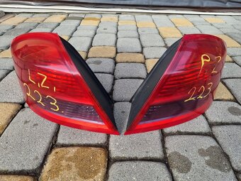 zadné svetlá renault vel satis - 6