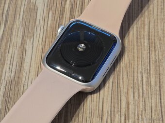 Apple watch se 1 generácie 40mm - 6