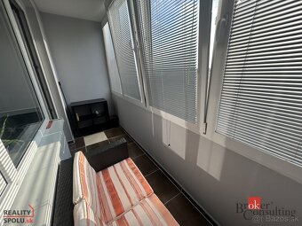Slnečná dvojgarsónka s loggiou na prenájom - 6