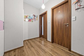 Predáme dizajnový 2 izbový byt v projekte Jégého alej III. - 6