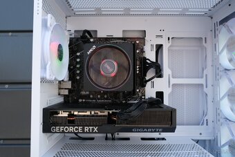 Herný PC, Ryzen 5 7600X, RTX 4070, 32GB RAM, SSD, 24m - 6