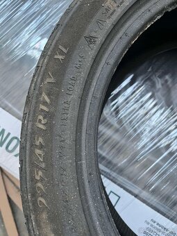 Zimne pneu 225/45r17 - 6