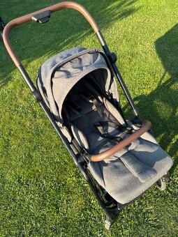 Maxi Cosi Leona 2 - - 6