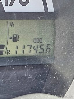 Toyota Aygo 2006, benzín - 6