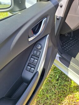 Mazda 6 benzin 2.0 - 6