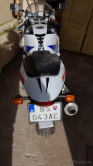 Suzuki GSXR 750 SRAD - 6