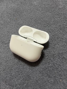 AirPods pro 2 generácie, magsafe USB C - 6