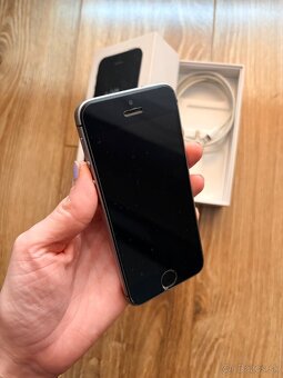 iPhone SE - 1. generácia, 64 GB, strieborný - 6