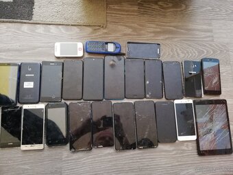 Predám mobily ná náhradné diely - 6