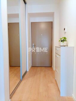 Pekný 2i byt, zariadený, loggia, pivnica,garáž.státie, novos - 6