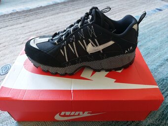 Nové NIKE AIR Humara, EU 40 - 6