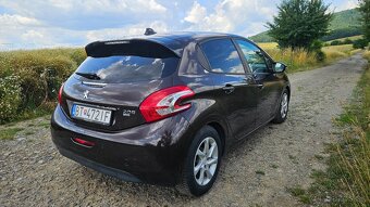 Peugeot 208 1,4 eHDi - 6