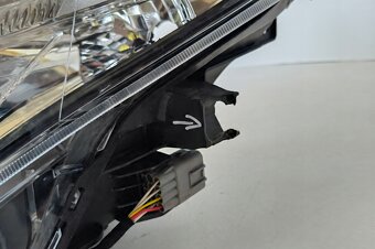 Toyota Auris II 2 2012-2015 ľavé predné svetlo LED - 6