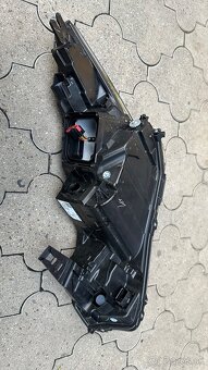 Predam prave predne LED Pure Vision na Renault Zoe hlavná la - 6