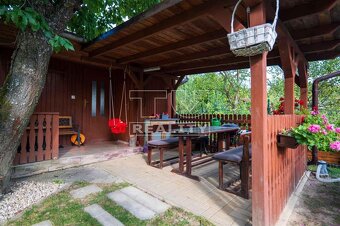 Záhrada s malebnou, zateplenou chatkou – Kalvária,... - 6