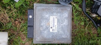 Predam nahradne diely na octavia 2 - 6