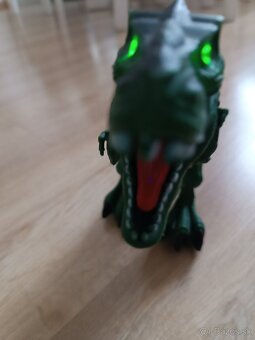 Interaktívny dinosaurus - 6