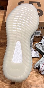 Yeezy 350 V2 “Blue Tint” size 43 - 6