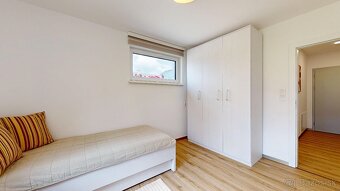 3izbový apartmán s terasou a záhradou v rakúskych Alpách - 6