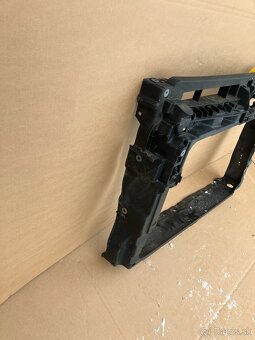 chladicova stena vw Golf Sportsvan chladicovka 2.0 - 6