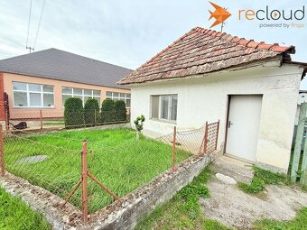 EXKLUZÍVNE NA PREDAJ – SLNEČNÝ STAVEBNÝ POZEMOK S RODINNÝM D - 6