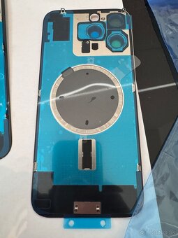 iPhone 16 Pro Max zadne sklo,nové - 6