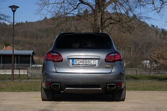 Porsche Cayenne S 4,2 V8 281 kW - 6